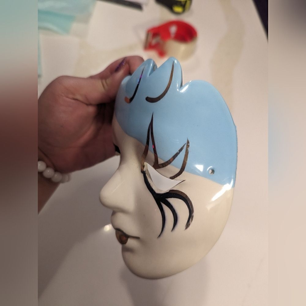 Handmade Ceramic Mask Signed by Local Artist - Picture 6 of 9